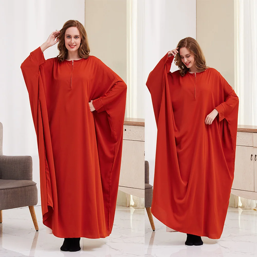 Fresh And Sweet Muslim Dress Mori Style Solid Colour Batwing Sleeve Robe Silky And Comfortable Robe Large Hem With Zip Placket
Fresh And Sweet Muslim Dress Mori Style Solid Colour Batwing Sleeve Robe Silky And Comfortable Robe Large Hem With Zip Placket
