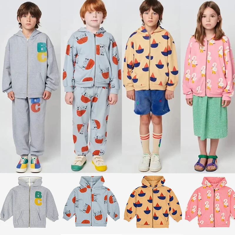 Толстовка с длинным рукавом для мальчиков и девочек
Толстовка с длинным рукавом для мальчиков и девочек