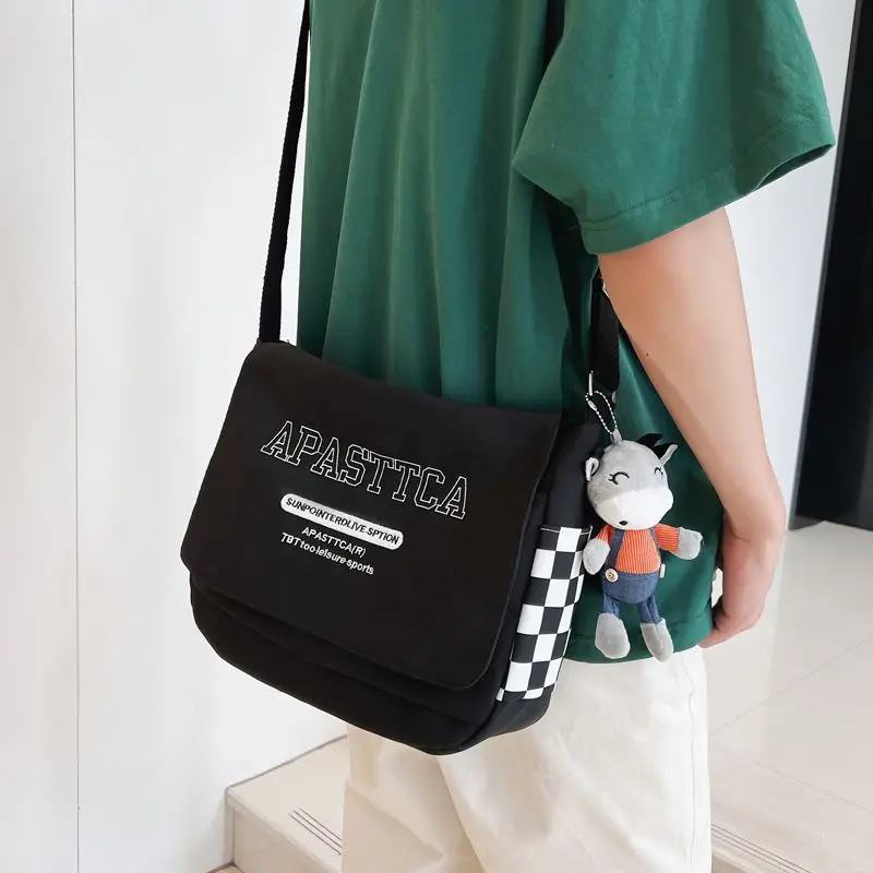 Nylon Messenger Bag Men Fashion Canvas All-Match Fashion Crossbody Bags Women's Casual Large Capacity Student Shoulder Bag Sac
Nylon Messenger Bag Men Fashion Canvas All-Match Fashion Crossbody Bags Women's Casual Large Capacity Student Shoulder Bag Sac