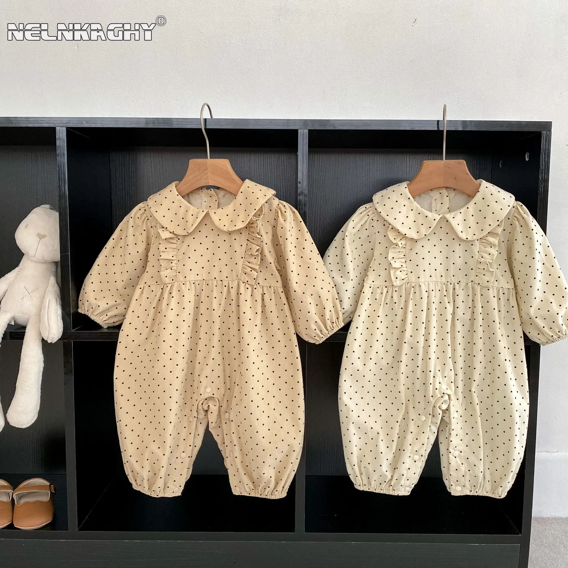 2023 Autumn Newborn Baby Girls Full Sleeve Dot Ruched Peter Pan Collar One-piece Infant Kids Cotton Jumpsuits Toddler Romper
2023 Autumn Newborn Baby Girls Full Sleeve Dot Ruched Peter Pan Collar One-piece Infant Kids Cotton Jumpsuits Toddler Romper