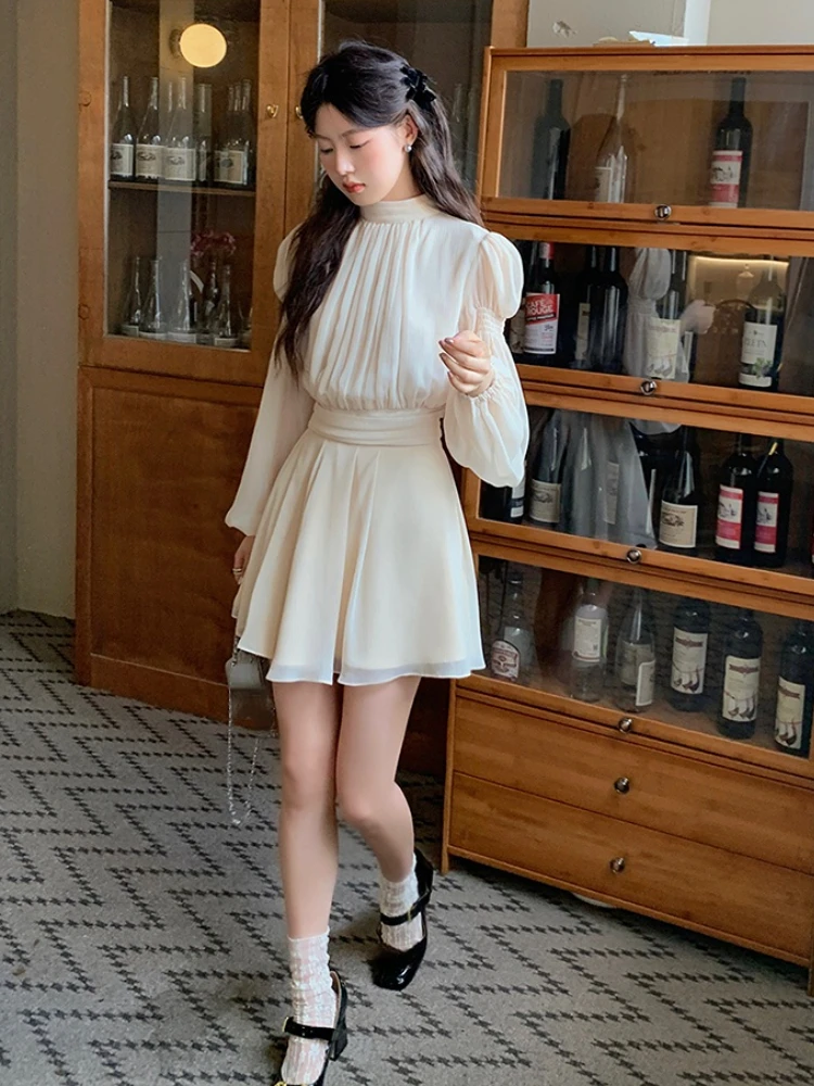 Spring Sweet Two Piece Dress Set Women Long Sleeve O Neck Blouse Y2k Mini Dress Elegant Korean Fairy Fashion Gentle Suit Vestido
Spring Sweet Two Piece Dress Set Women Long Sleeve O Neck Blouse Y2k Mini Dress Elegant Korean Fairy Fashion Gentle Suit Vestido