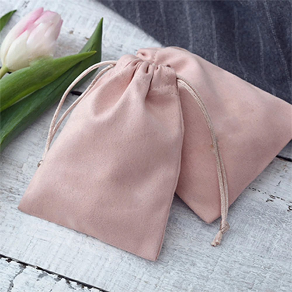 1pcs Flannel Drawstring Gift Small Bags Custom Pink Jewelry Packaging Pouches Chic Wedding Favor Bags Black Velvet Cosmetic Bags
1pcs Flannel Drawstring Gift Small Bags Custom Pink Jewelry Packaging Pouches Chic Wedding Favor Bags Black Velvet Cosmetic Bags