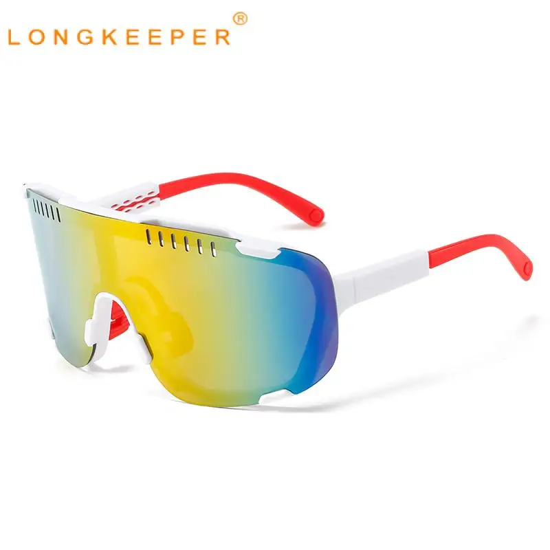 2022 New Man Cycling Glasses Women Sunglasses One Piece Fashion Anti-Glare Outdoor Sports Goggles Mirrored Riding Drving Eyewear
2022 New Man Cycling Glasses Women Sunglasses One Piece Fashion Anti-Glare Outdoor Sports Goggles Mirrored Riding Drving Eyewear