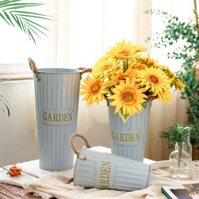 Iron Flowers Bucket Dry Flower Barrel Home Decoration Storage Garden Organize Photo Props
Iron Flowers Bucket Dry Flower Barrel Home Decoration Storage Garden Organize Photo Props