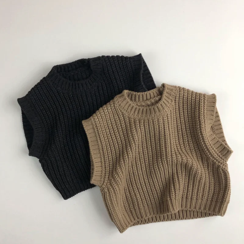 HoneyCherry Baby Sweater Vest Boys And Girls Fall And New Solid Color Sleeveless Sweater Vest Baby Sweater
HoneyCherry Baby Sweater Vest Boys And Girls Fall And New Solid Color Sleeveless Sweater Vest Baby Sweater