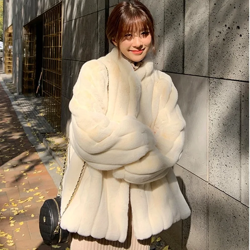 Ro Faux Fur Coat Women Casual Korean Hoodies Furry Thick Warm Faux Rabbit Fur Jacket Female Stand-up Collar Fleece Fur Coats
Ro Faux Fur Coat Women Casual Korean Hoodies Furry Thick Warm Faux Rabbit Fur Jacket Female Stand-up Collar Fleece Fur Coats