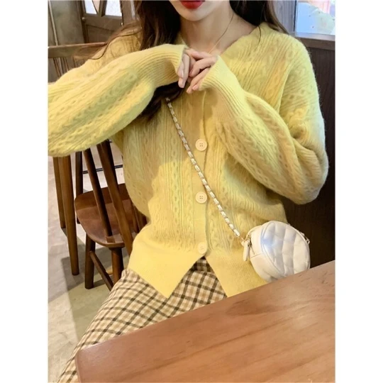 Yellow Loose Casual Knitted Women Sweater Lady Coat Woman Cardigan Sweaters Female Jumpers Overcoat Jacket Girl Fall Cloth Tops
Yellow Loose Casual Knitted Women Sweater Lady Coat Woman Cardigan Sweaters Female Jumpers Overcoat Jacket Girl Fall Cloth Tops
