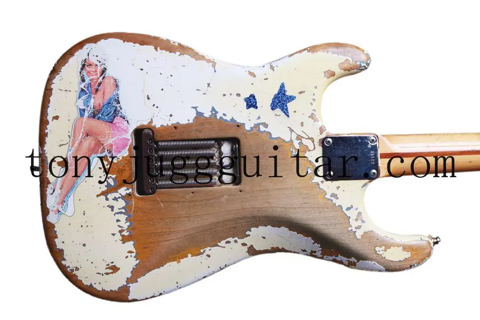 Masterbuilt Jimmie Vaughan Olympic White Heavy Relic Electric Guitar Vintage Tuners, Tremolo Bridge & Whammy Bar,Chrome Hardware
Masterbuilt Jimmie Vaughan Olympic White Heavy Relic Electric Guitar Vintage Tuners, Tremolo Bridge & Whammy Bar,Chrome Hardware