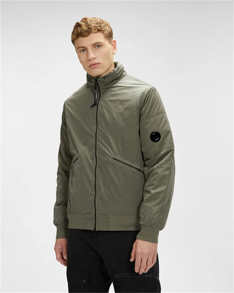 Fashion New Men CP Casual Sports Cardigan Zipper Stand Collar Cotton Padded Jacket Long Sleeve Warm Streetwear Windbreaker
Fashion New Men CP Casual Sports Cardigan Zipper Stand Collar Cotton Padded Jacket Long Sleeve Warm Streetwear Windbreaker