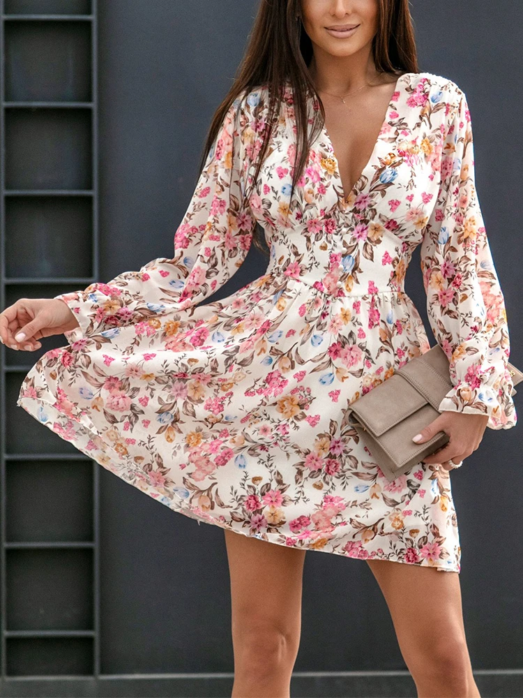 Women Floral Print Chiffon Dress Spring V Neck Boho Long Sleeve Mini Dresses Female A Line Flower Casual Ladies Party Vestidos
Women Floral Print Chiffon Dress Spring V Neck Boho Long Sleeve Mini Dresses Female A Line Flower Casual Ladies Party Vestidos