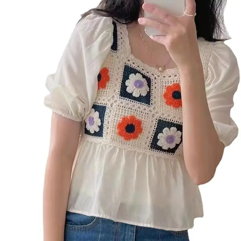 

Women Puff Short Sleeve Square Neck Shirts Crochet Knit Sqaure Floral Splicing Crop Top Ruffles Hem Casual Loose Blouse