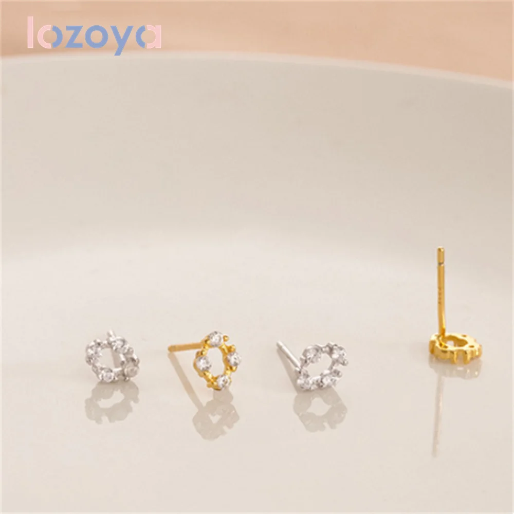 Женские серьги-гвоздики из серебра 925 пробы с кружевом
Женские серьги-гвоздики из серебра 925 пробы с кружевом