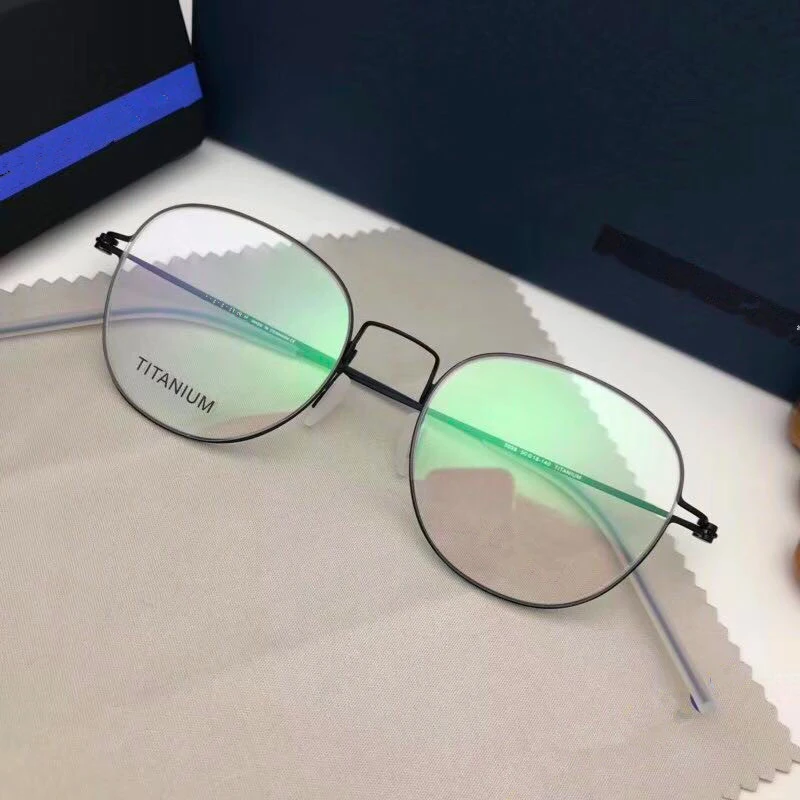 Denmark Lightweight Screwless Anti-Bule Glasses Frame Titanium Round Men Women Eyewear Hand-made Prescription Optical Eyeglasses
Denmark Lightweight Screwless Anti-Bule Glasses Frame Titanium Round Men Women Eyewear Hand-made Prescription Optical Eyeglasses