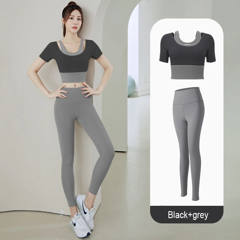 Женский летний облегающий тренировочный комплект, топ с коротким рукавом и нагрудной подкладкой, длинные штаны для йоги, удобная кожаная спортивная одежда, дышащая
Женский летний облегающий тренировочный комплект, топ с коротким рукавом и нагрудной подкладкой, длинные штаны для йоги, удобная кожаная спортивная одежда, дышащая