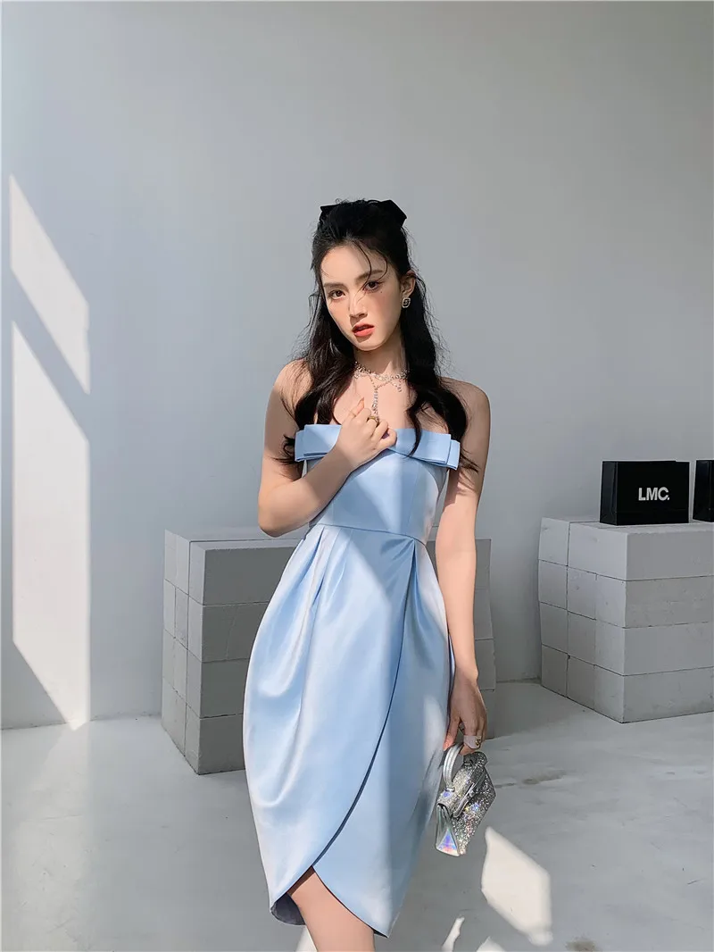 SuperAen 2022 Summer Satin Bow Tube Top Solid A Line Backless Slash Neck Strapless Dresses for Women
SuperAen 2022 Summer Satin Bow Tube Top Solid A Line Backless Slash Neck Strapless Dresses for Women