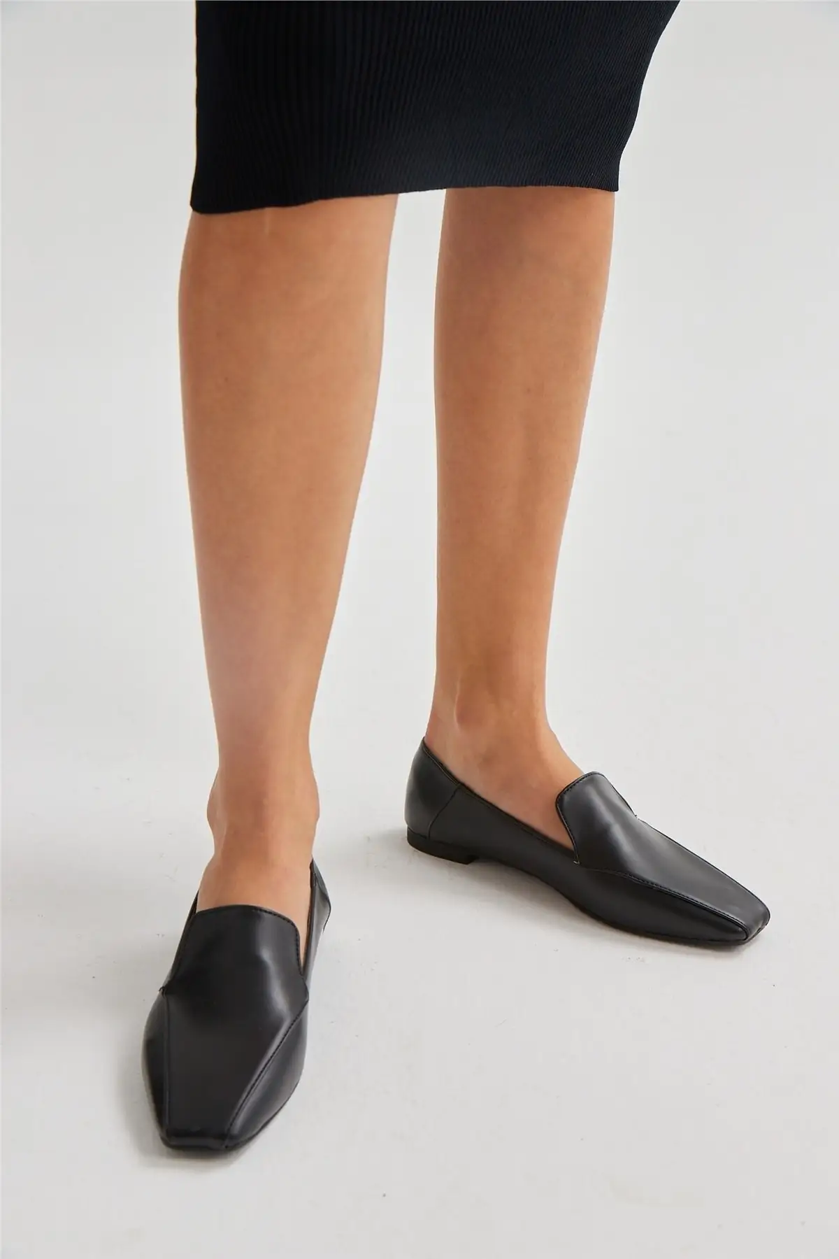 Women Flats Shoes Noars Black Leather Fashion Flats For Ladies Casual Shoes Elegant Flat Summer Footwear
Women Flats Shoes Noars Black Leather Fashion Flats For Ladies Casual Shoes Elegant Flat Summer Footwear