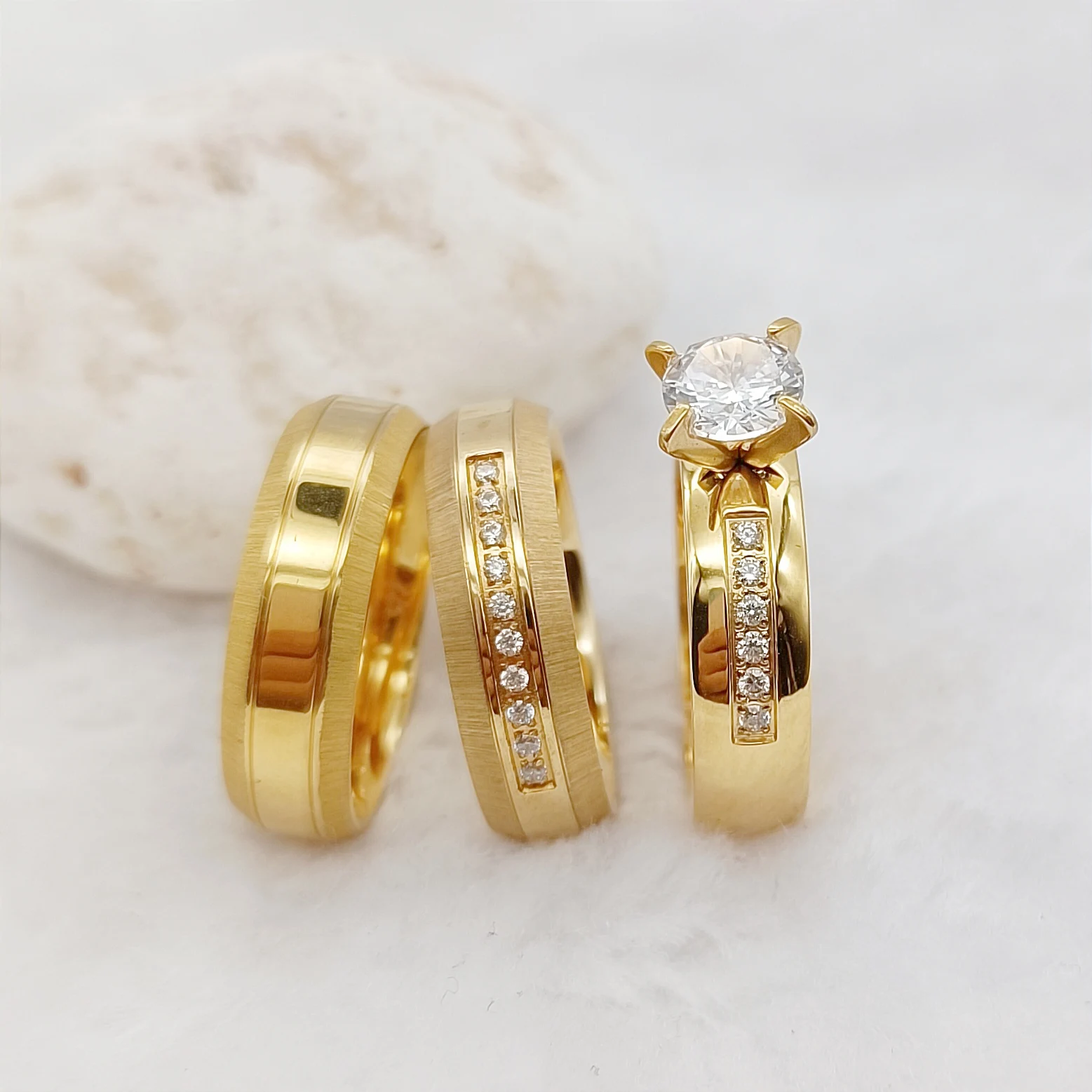 3pcs Wedding Engagement Rings Sets For Couples High Quality Handmade 18k Gold Plated Jewery cz Diamond Ring
3pcs Wedding Engagement Rings Sets For Couples High Quality Handmade 18k Gold Plated Jewery cz Diamond Ring