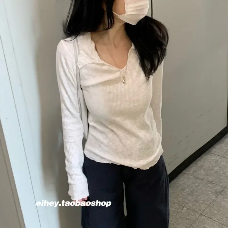 Женский винтажный укороченный топ, кружевная футболка с волнистыми кружевами в корейском ретро стиле, уличная одежда, осень 2023
Женский винтажный укороченный топ, кружевная футболка с волнистыми кружевами в корейском ретро стиле, уличная одежда, осень 2023