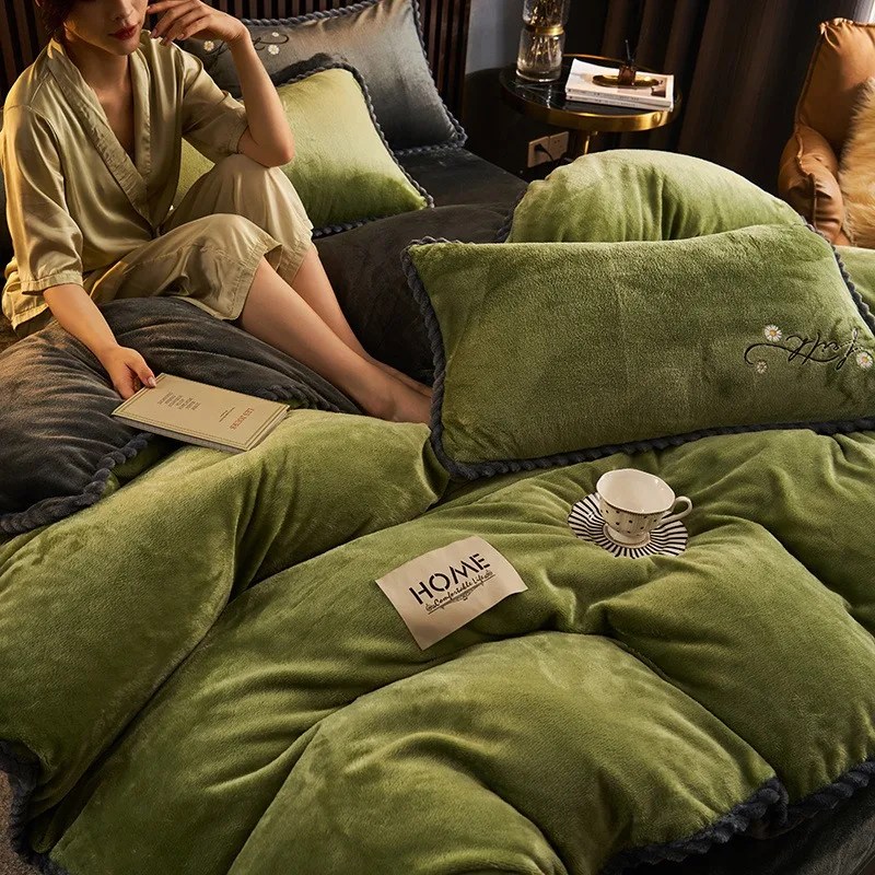 Luxury Magic Velvet Duvet Cover Winter Warm One Piece Flannel Thicken Bed Quilt Cover Plush Bedding Cover(no pillowcase sheet)
Luxury Magic Velvet Duvet Cover Winter Warm One Piece Flannel Thicken Bed Quilt Cover Plush Bedding Cover(no pillowcase sheet)