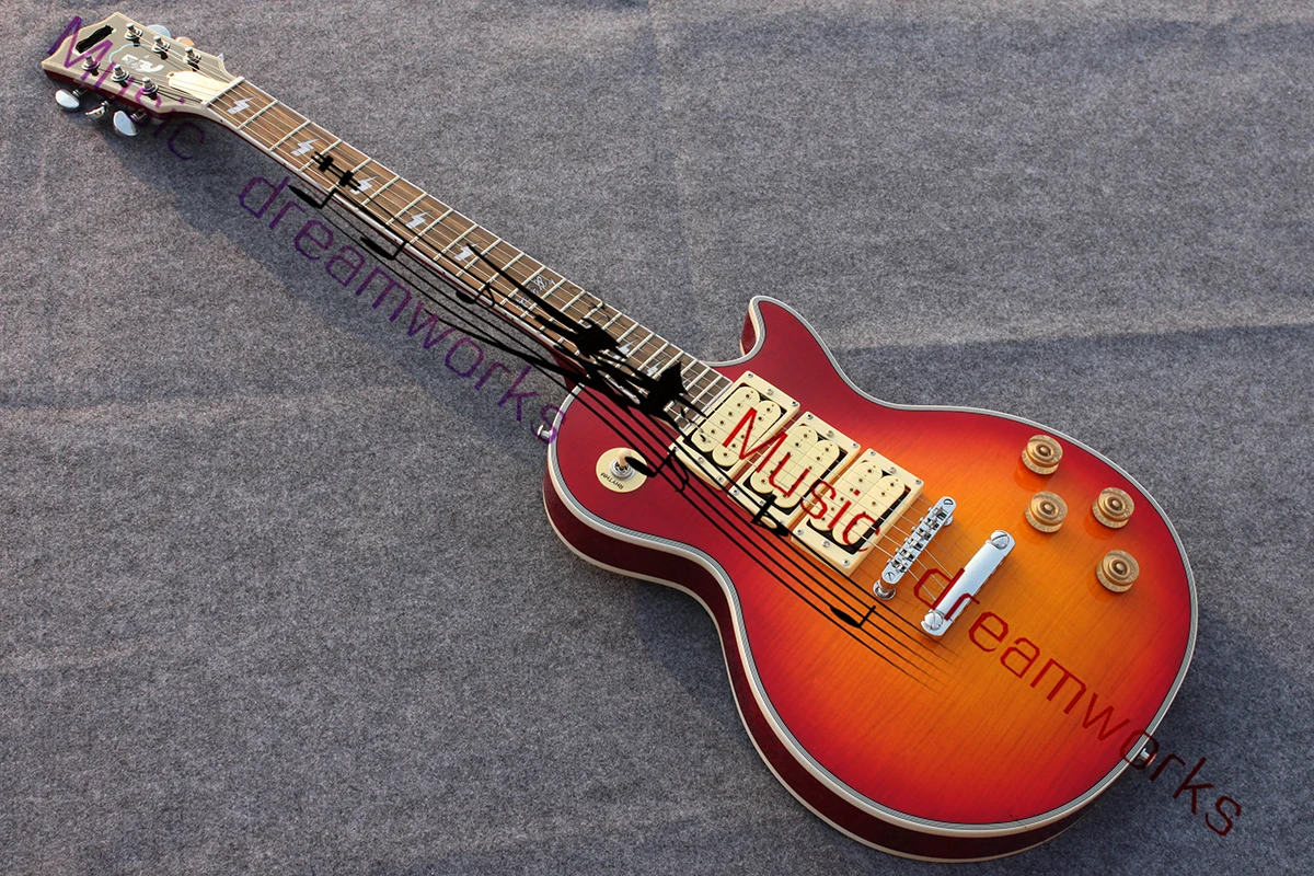Custom facial Mask Electric Guitar OEM, Mahogany body flame Maple top guitar, three pickups, manufacturer straight hair
Custom facial Mask Electric Guitar OEM, Mahogany body flame Maple top guitar, three pickups, manufacturer straight hair