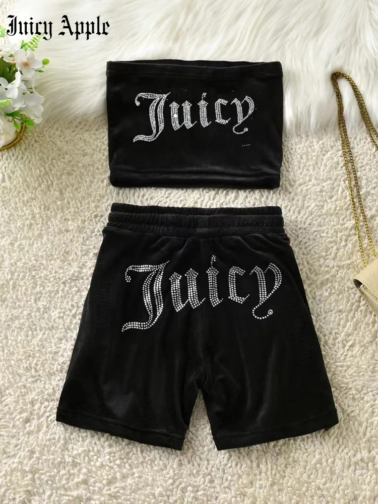 Juicy Tracksuit Woman suit Velour y2k Summer Cute Sweet Shorts Velvet sewing Backless Strapless Top Matching Set Sexy Diamonds
Juicy Tracksuit Woman suit Velour y2k Summer Cute Sweet Shorts Velvet sewing Backless Strapless Top Matching Set Sexy Diamonds