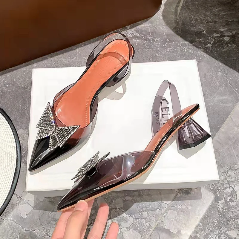 Women's Shoes Spring And Summer Pointed Toe Bow Fairy Wind Stiletto High Heels Baotou Transparent Rhinestone Sandals
Women's Shoes Spring And Summer Pointed Toe Bow Fairy Wind Stiletto High Heels Baotou Transparent Rhinestone Sandals