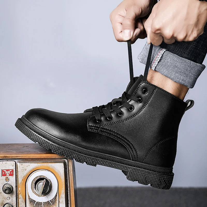 Men Boots 2022 Spring New Fashion Shoes Man Outdoor Comfy Classic Male Shoes Durable Outsole Men Casual Boots Men Sneakers Male
Men Boots 2022 Spring New Fashion Shoes Man Outdoor Comfy Classic Male Shoes Durable Outsole Men Casual Boots Men Sneakers Male