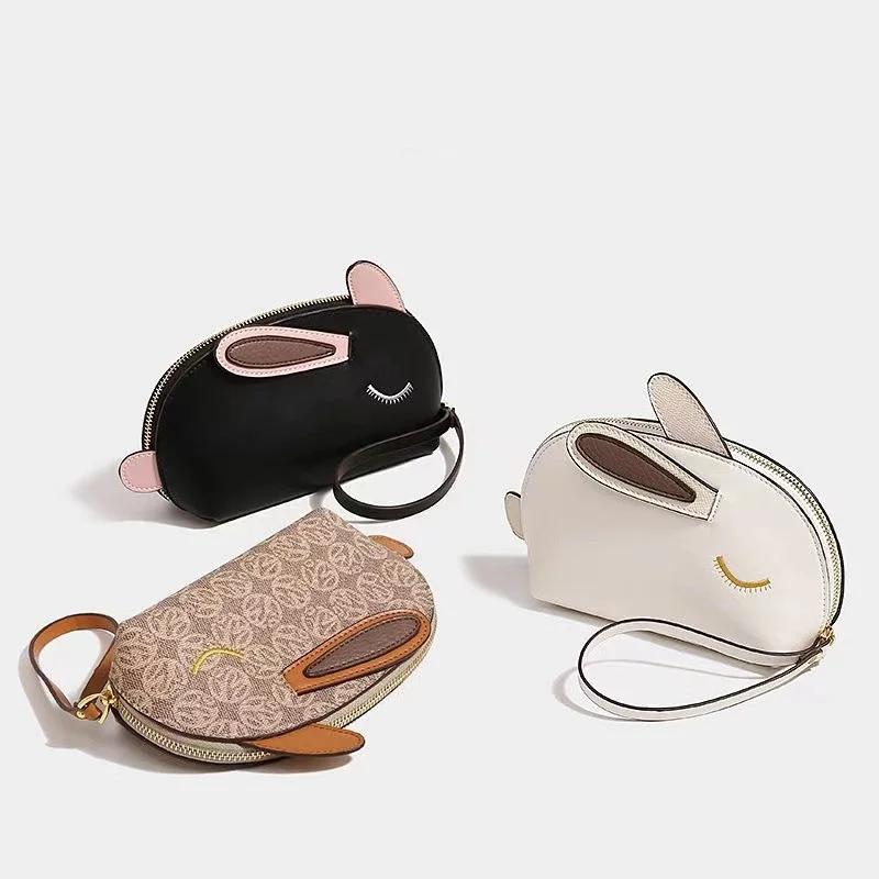 New lucky rabbit underarm bag for women mini high-grade mobile phone key handbag temperament wallet for Girl
New lucky rabbit underarm bag for women mini high-grade mobile phone key handbag temperament wallet for Girl
