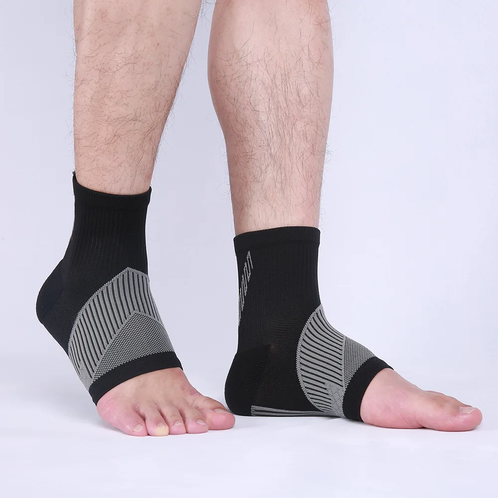 1pair Sport Ankle Protection Compression Socks Foot Heel Support Ankle Sleeve Cover Comfort Sweat Absorption Socks For Men Women
1pair Sport Ankle Protection Compression Socks Foot Heel Support Ankle Sleeve Cover Comfort Sweat Absorption Socks For Men Women