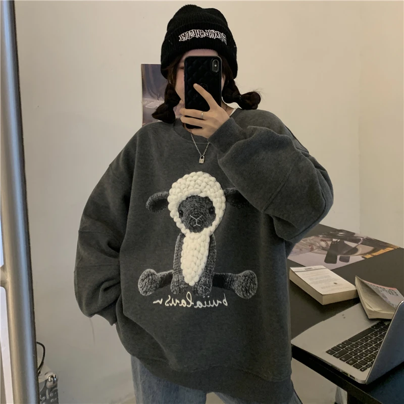 Autumn Sheep Embroidery Cute Sweatshirt Women Streetwear Harajuku O-Neck Embroidery Casual Fashion Loose Pullover
Autumn Sheep Embroidery Cute Sweatshirt Women Streetwear Harajuku O-Neck Embroidery Casual Fashion Loose Pullover