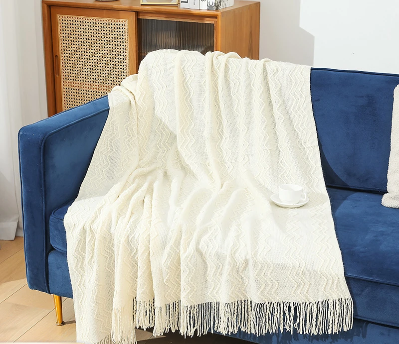 Tassel Knitted Blanket Office Nap Blanket Summer Sofa Cover Air Conditioning Blanket Towel Blanket
Tassel Knitted Blanket Office Nap Blanket Summer Sofa Cover Air Conditioning Blanket Towel Blanket