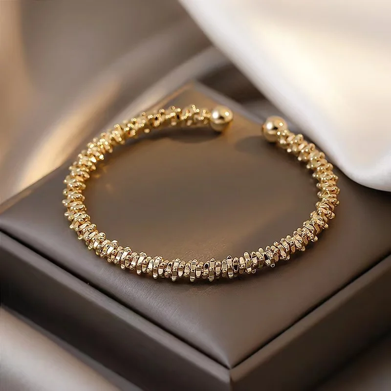 High Quality Classic Simple Copper Gold Jewelry Bracelets Korean Fashion Accessories Gothic Girl's Unusual Bracelets For Woman
High Quality Classic Simple Copper Gold Jewelry Bracelets Korean Fashion Accessories Gothic Girl's Unusual Bracelets For Woman