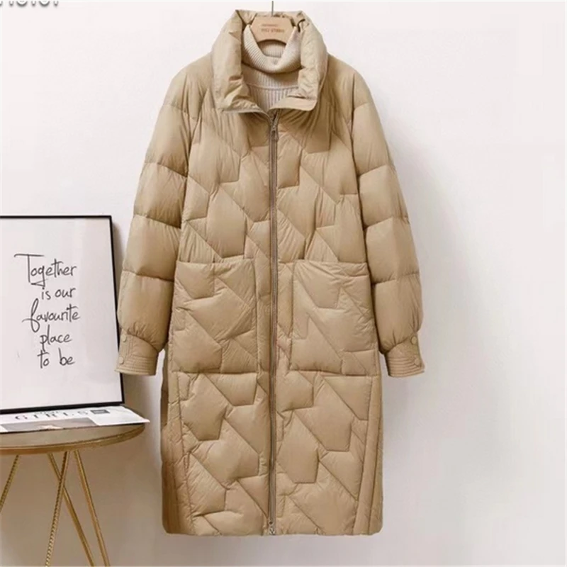 2022 Warm Long Down Parka Autumn WInter Women 90% White Duck Down Jacket Loose Windproof Zipper Coat Female Snow Outwear
2022 Warm Long Down Parka Autumn WInter Women 90% White Duck Down Jacket Loose Windproof Zipper Coat Female Snow Outwear