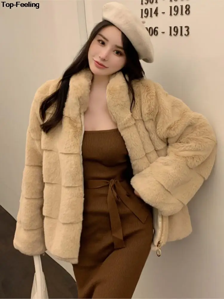 Роскошное Женское пальто из искусственного меха на молнии в Корейском стиле, Осень-зима, модная свободная короткая верхняя одежда с длинным рукавом, женская элегантная одежда
Роскошное Женское пальто из искусственного меха на молнии в Корейском стиле, Осень-зима, модная свободная короткая верхняя одежда с длинным рукавом, женская элегантная одежда