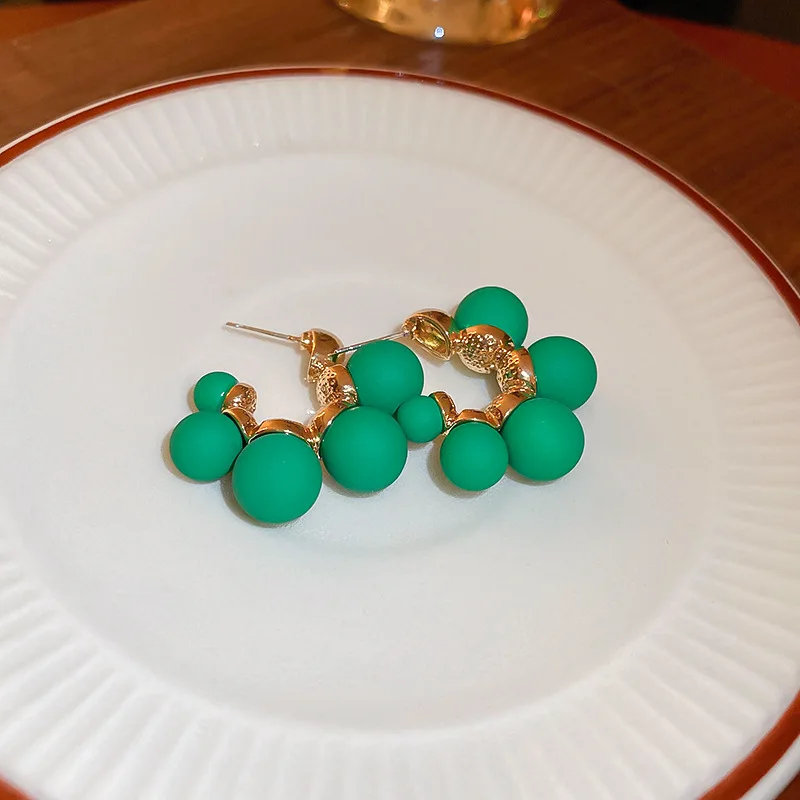 Japan Korean New Green Acrylic Ball C Shape Hoop Earrings For Women Fashion Jewelry Geometric Oorbellen Brincos Wholesale
Japan Korean New Green Acrylic Ball C Shape Hoop Earrings For Women Fashion Jewelry Geometric Oorbellen Brincos Wholesale