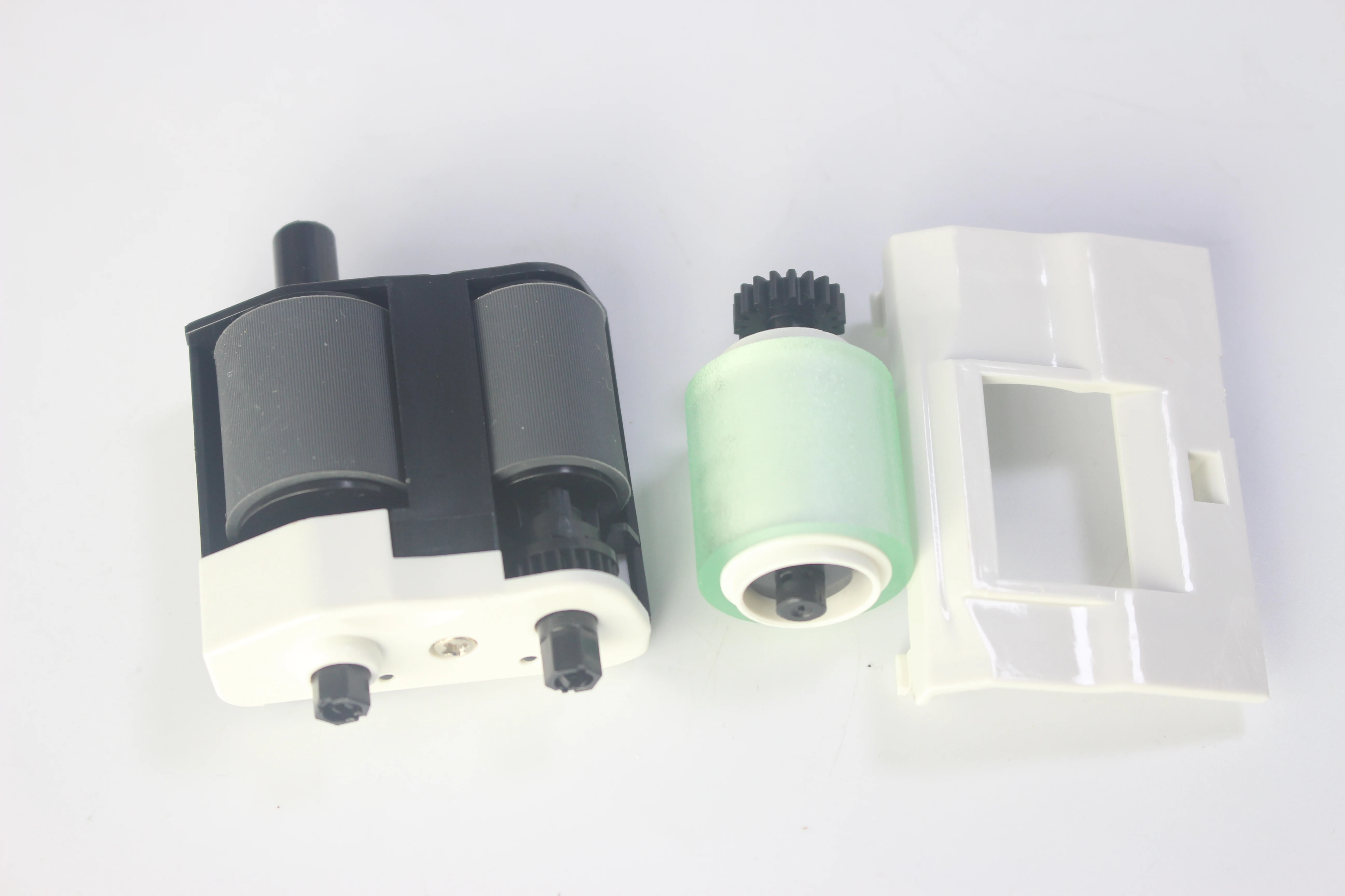 W5U23-67901 Pickuo Roller Compatible with HP 527 556 577 578 586 Series ADF Maintenance Roller Kit
W5U23-67901 Pickuo Roller Compatible with HP 527 556 577 578 586 Series ADF Maintenance Roller Kit
