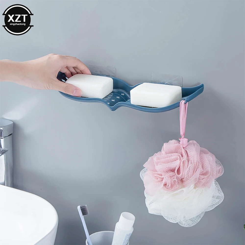 Soap Dish Plastic Soap Box with Hook Punch-free Strong Adhesive Bathroom Drain Soap Holder Kitchen Sponge Storage Tray
Soap Dish Plastic Soap Box with Hook Punch-free Strong Adhesive Bathroom Drain Soap Holder Kitchen Sponge Storage Tray