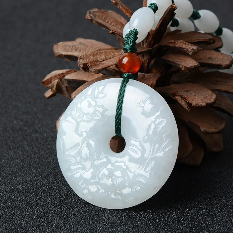 Natural Myanmar jadeite hand-carved peony flower pendant simple retro pendant temperament jewellery fashion for women men
Natural Myanmar jadeite hand-carved peony flower pendant simple retro pendant temperament jewellery fashion for women men