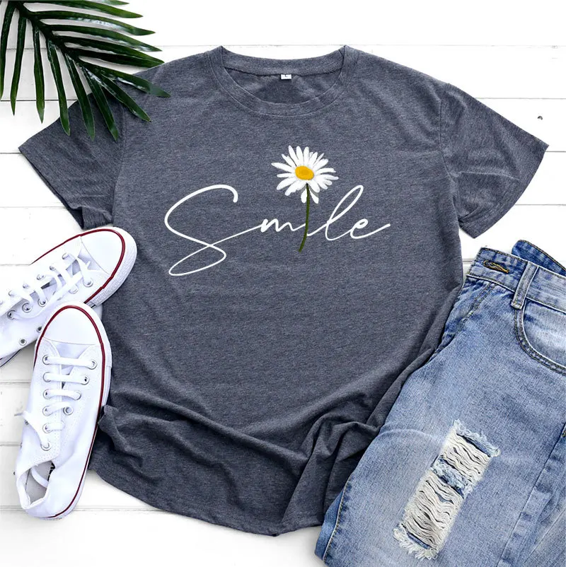 Women's European and American Daisy printed short-sleeve T-shirt, women's top and bottom, casual fashion girl's T-shirt y2k
Women's European and American Daisy printed short-sleeve T-shirt, women's top and bottom, casual fashion girl's T-shirt y2k