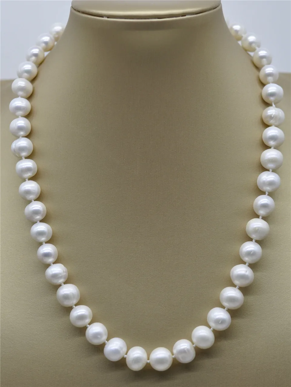 HABITOO Real Huge 11-12MM Natural White Freshwater Cultured Pearl Necklace 18'' Jewelry Chains Necklace for Woman Choker Chain
HABITOO Real Huge 11-12MM Natural White Freshwater Cultured Pearl Necklace 18'' Jewelry Chains Necklace for Woman Choker Chain