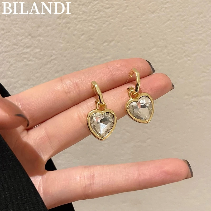 Bilandi925 Silver Needle Sweet Jewelry Heart Earrings Popular Design Transparent Resin Drop Earrings For Women Accessories 
Bilandi925 Silver Needle Sweet Jewelry Heart Earrings Popular Design Transparent Resin Drop Earrings For Women Accessories