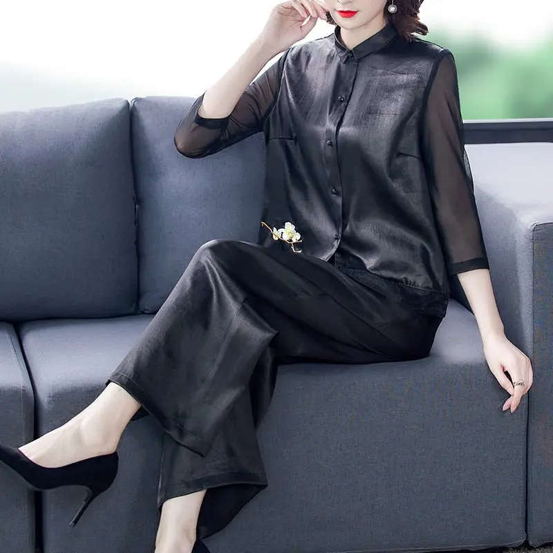 Casual Pants Suit Lady 2022 Spring New Large Size Women's Clothing Wide-Leg Trousers Embroidered Top Fashion Two Piece Set H160
Casual Pants Suit Lady 2022 Spring New Large Size Women's Clothing Wide-Leg Trousers Embroidered Top Fashion Two Piece Set H160