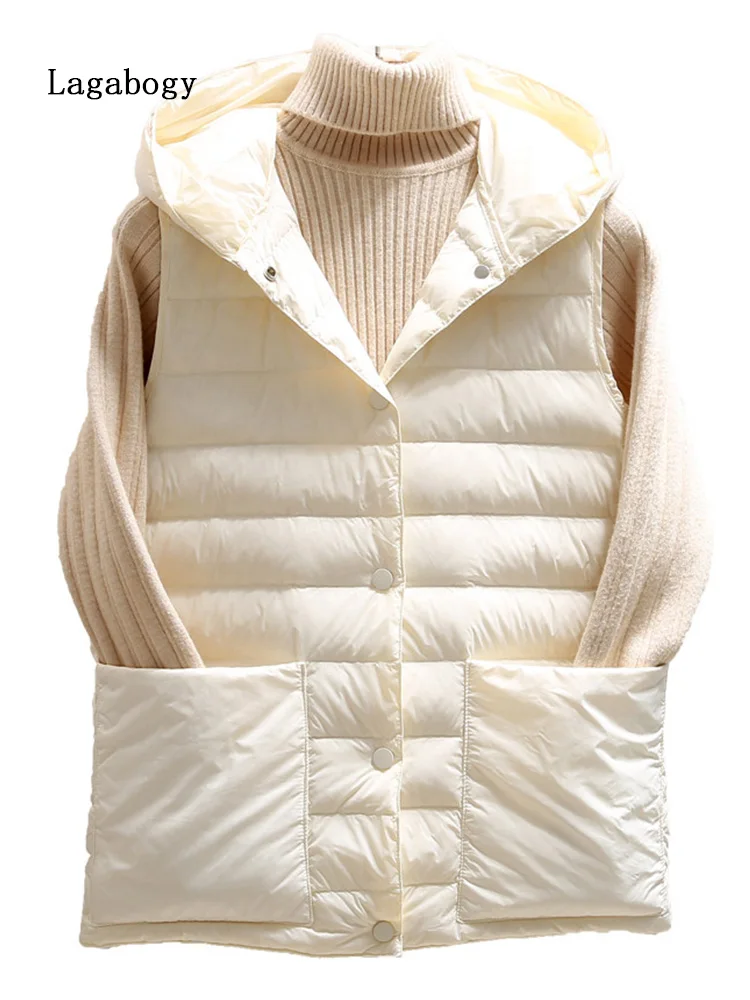 Lagabogy 2022 Winter Warm Hooded 90% White Duck Down Vest Women Ultralight Sleeveless Female Single-Breasted Puffer Waistcoat
Lagabogy 2022 Winter Warm Hooded 90% White Duck Down Vest Women Ultralight Sleeveless Female Single-Breasted Puffer Waistcoat