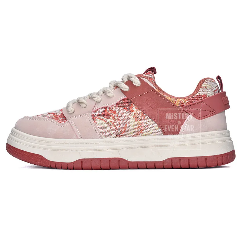 Secret forest oil painting board shoes 2023 new thick bottom small white shoes niche shoes female paired casual sports shoes
Secret forest oil painting board shoes 2023 new thick bottom small white shoes niche shoes female paired casual sports shoes