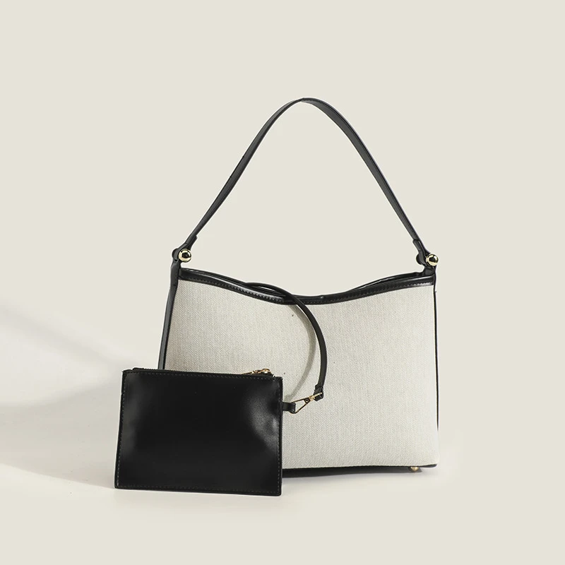 Inclined shoulder Women's Woven bag New pattern Internal and external dermis Shoulder straps The single shoulder bag manual
Inclined shoulder Women's Woven bag New pattern Internal and external dermis Shoulder straps The single shoulder bag manual