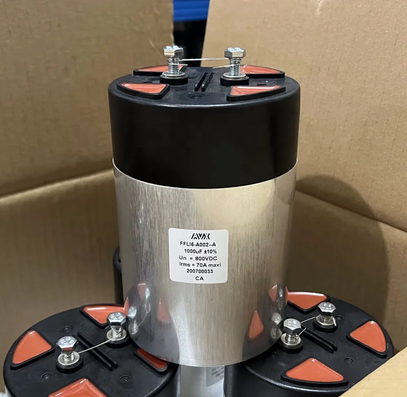 Film Capacitor FFLI6-A002-A FFLI6-A002--A 1000uF 800VDC 70A 100X148mm
Film Capacitor FFLI6-A002-A FFLI6-A002--A 1000uF 800VDC 70A 100X148mm