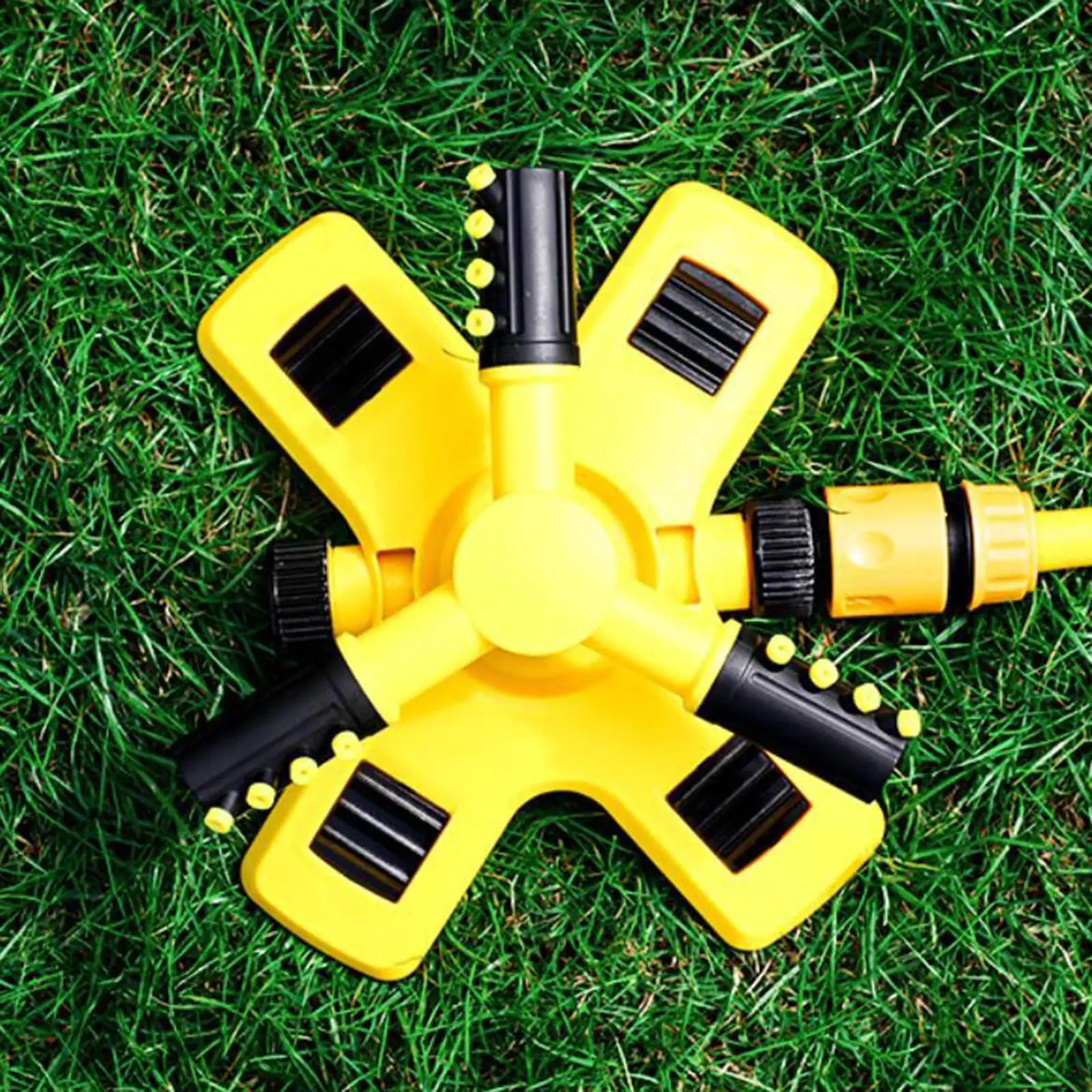 Машина для поливки газонов, сад дождевальная система двора для газона на открытом воздухе
Машина для поливки газонов, сад дождевальная система двора для газона на открытом воздухе