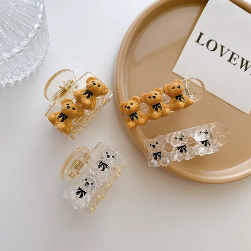 Bangs Clip Hair Accessories for Women Sweet Mini Bear Temperament Duck Bill Shark Clips Girls Accessory New Headwear Apparel
Bangs Clip Hair Accessories for Women Sweet Mini Bear Temperament Duck Bill Shark Clips Girls Accessory New Headwear Apparel
