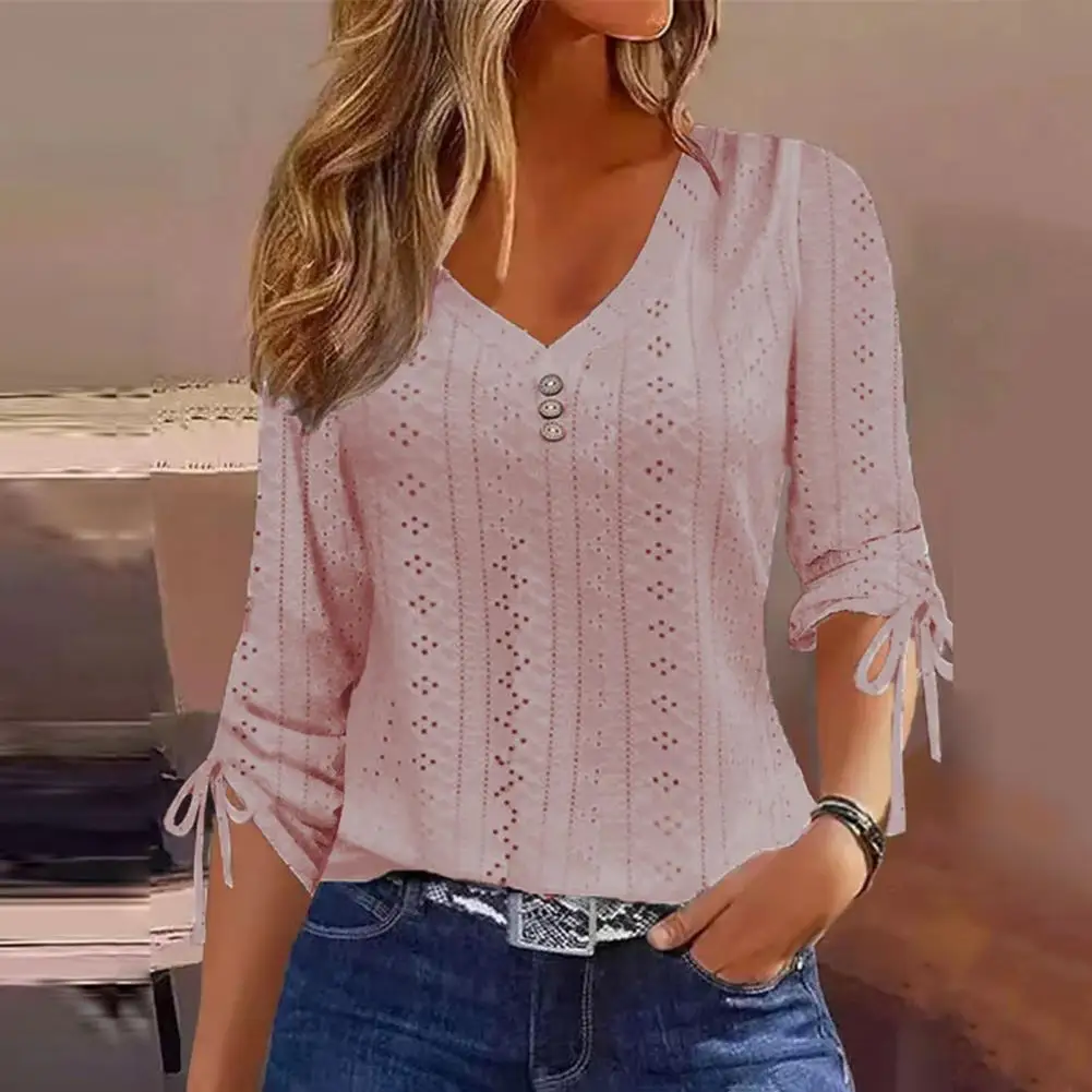 Women Spring Top Solid Color Hollow Out Applique V Neck Autumn T-shirt Long Sleeve Button Decor Strap Decor Lace Blouse
Women Spring Top Solid Color Hollow Out Applique V Neck Autumn T-shirt Long Sleeve Button Decor Strap Decor Lace Blouse