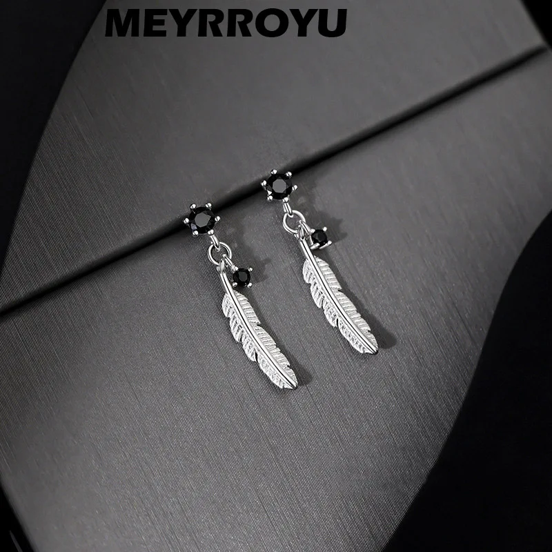 MEYRROYU Angel Feather Black Zircon Ear Stud Earrings For Women Girl Luxury Fashion New Jewelry Party Ladies Friend Gift серьги
MEYRROYU Angel Feather Black Zircon Ear Stud Earrings For Women Girl Luxury Fashion New Jewelry Party Ladies Friend Gift серьги